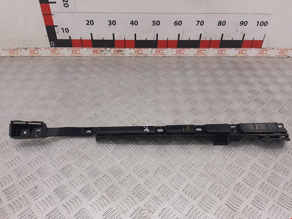 Накладка декоративная на порог правая BMW 7 Series (F01/F02/F04), 7 Series (F01/F02/F04)
Накладка декоративная на порог правая BMW 7 Series (F01/F02/F04), 7 Series (F01/F02/F04)