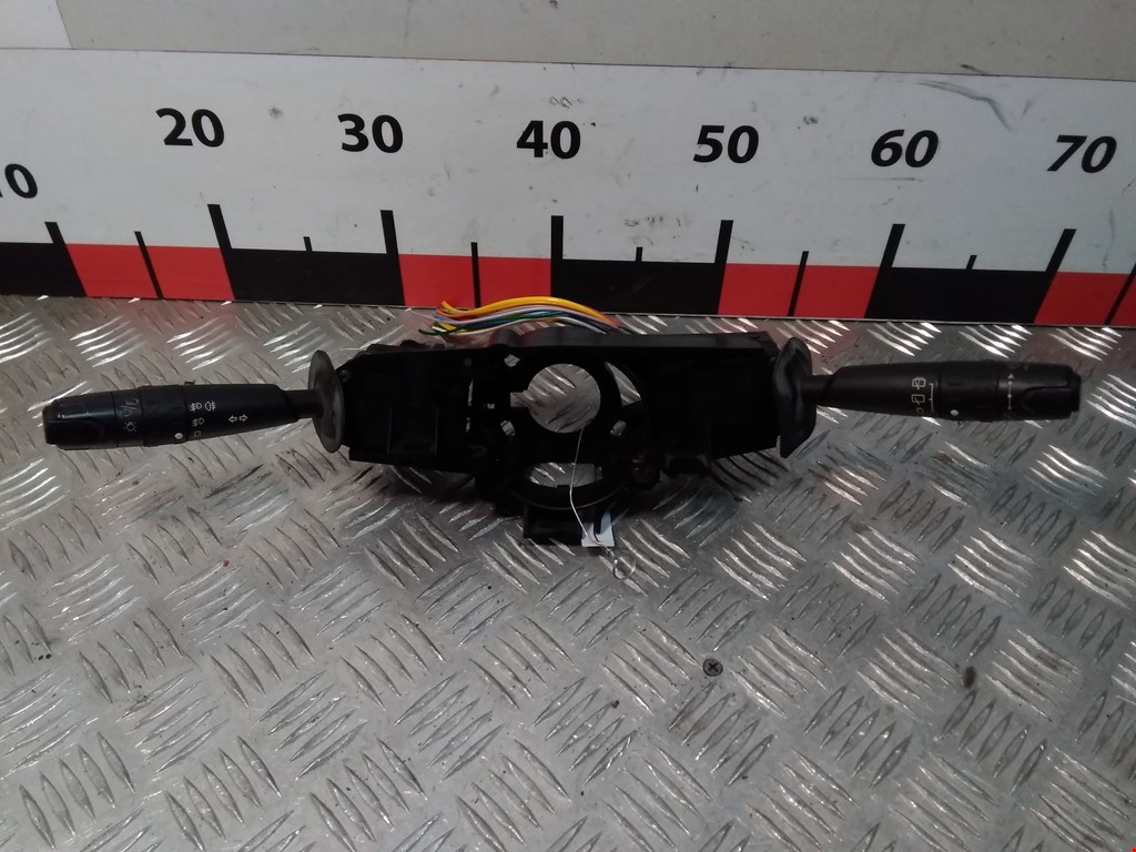 Переключатель поворотов и дворников (стрекоза) Citroen Evasion (Synergie), Evasion (Synergie)
Переключатель поворотов и дворников (стрекоза) Citroen Evasion (Synergie), Evasion (Synergie)