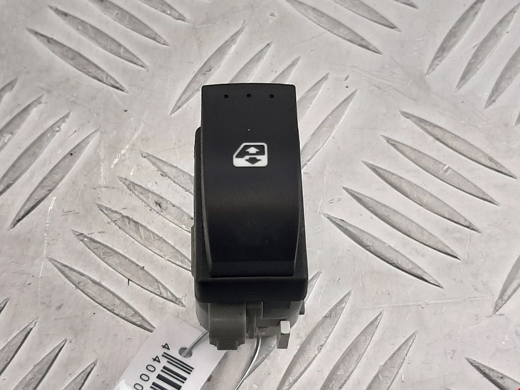 Кнопка стеклоподъемника Renault Scenic 2, Scenic 2 
Кнопка стеклоподъемника Renault Scenic 2, Scenic 2