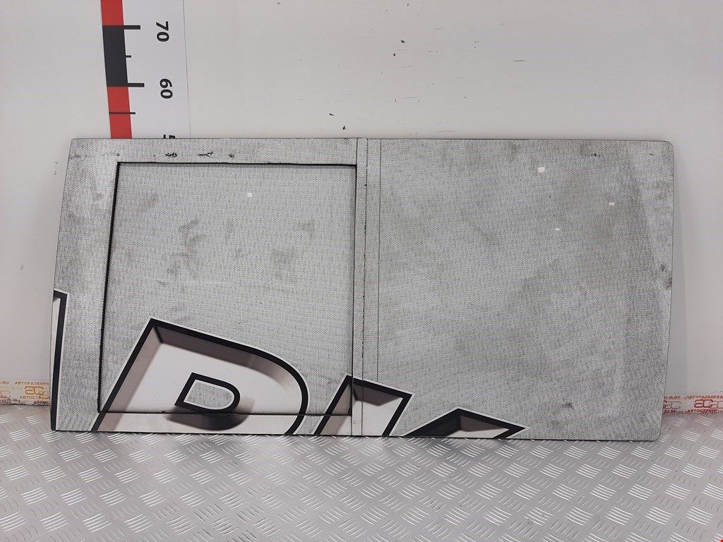 Стекло боковой двери задней правой Mercedes Vito (Br638), Vito (Br638) 
Стекло боковой двери задней правой Mercedes Vito (Br638), Vito (Br638)
