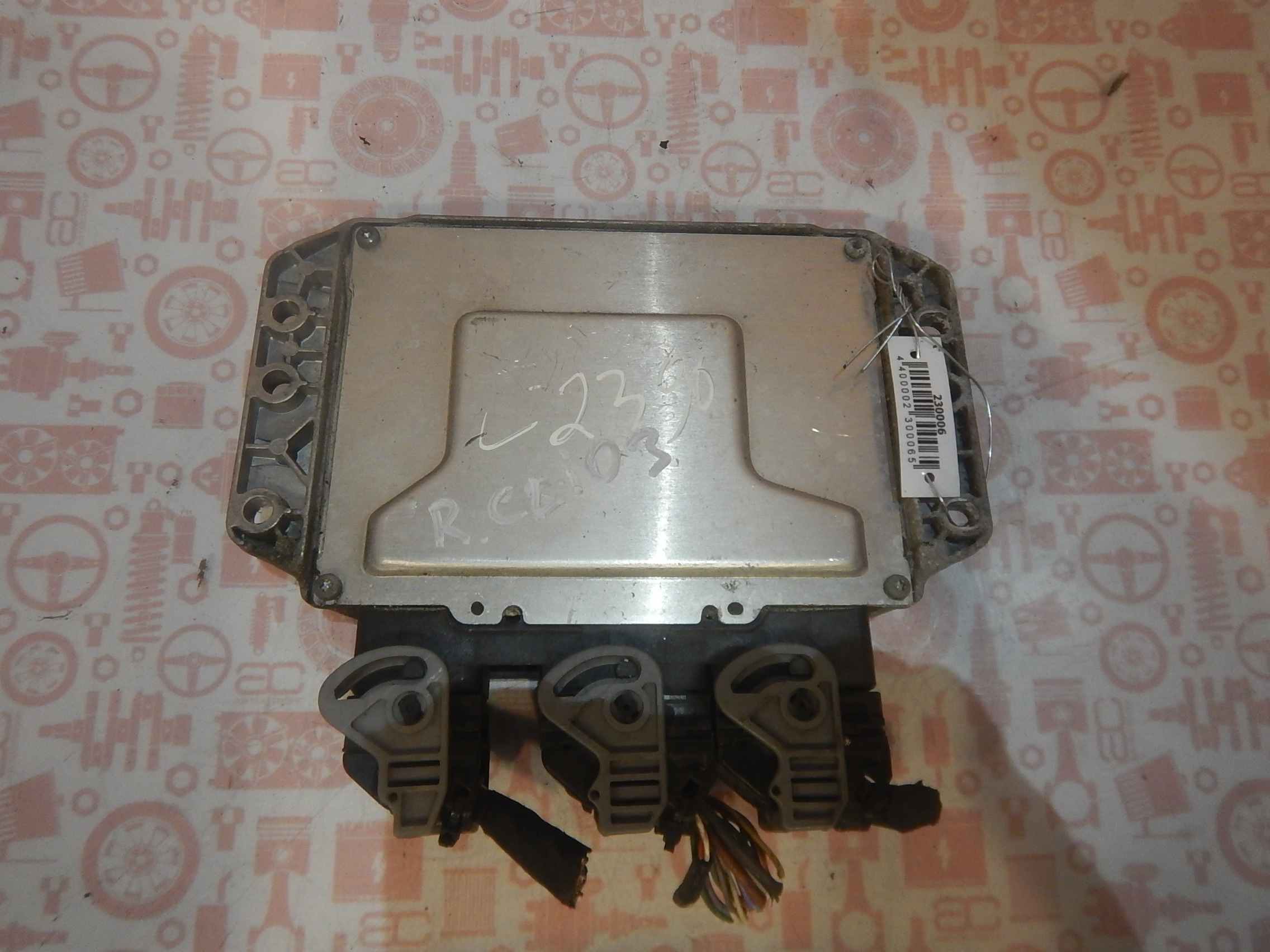 

Блок управления двигателем Renault Clio 3, Clio 3