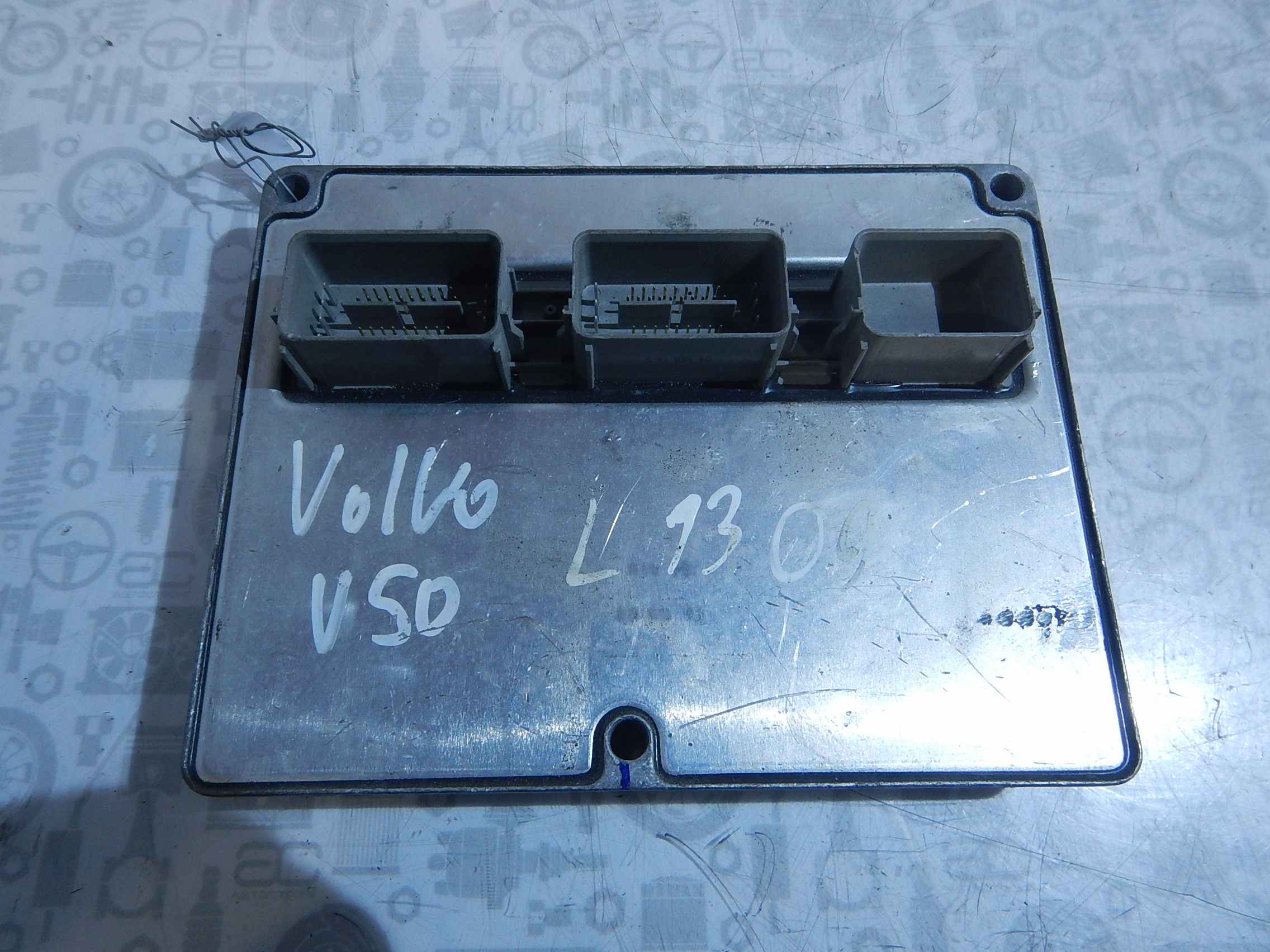 

Блок управления двигателем Volvo V50, V50