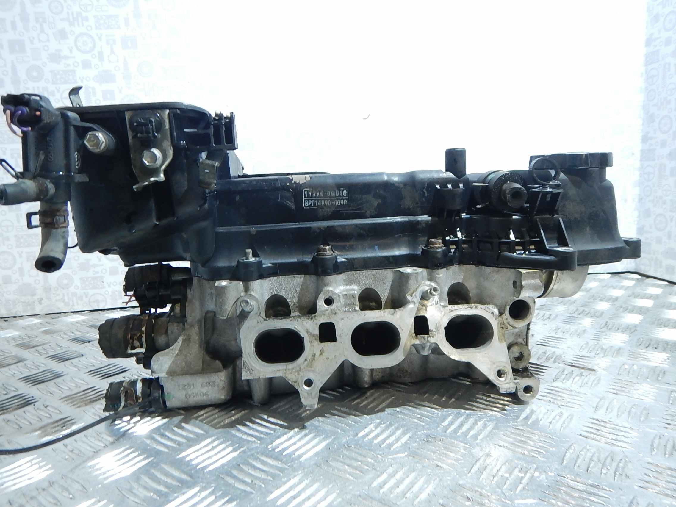 

Головка блока цилиндров (ГБЦ) Toyota Aygo, Aygo
