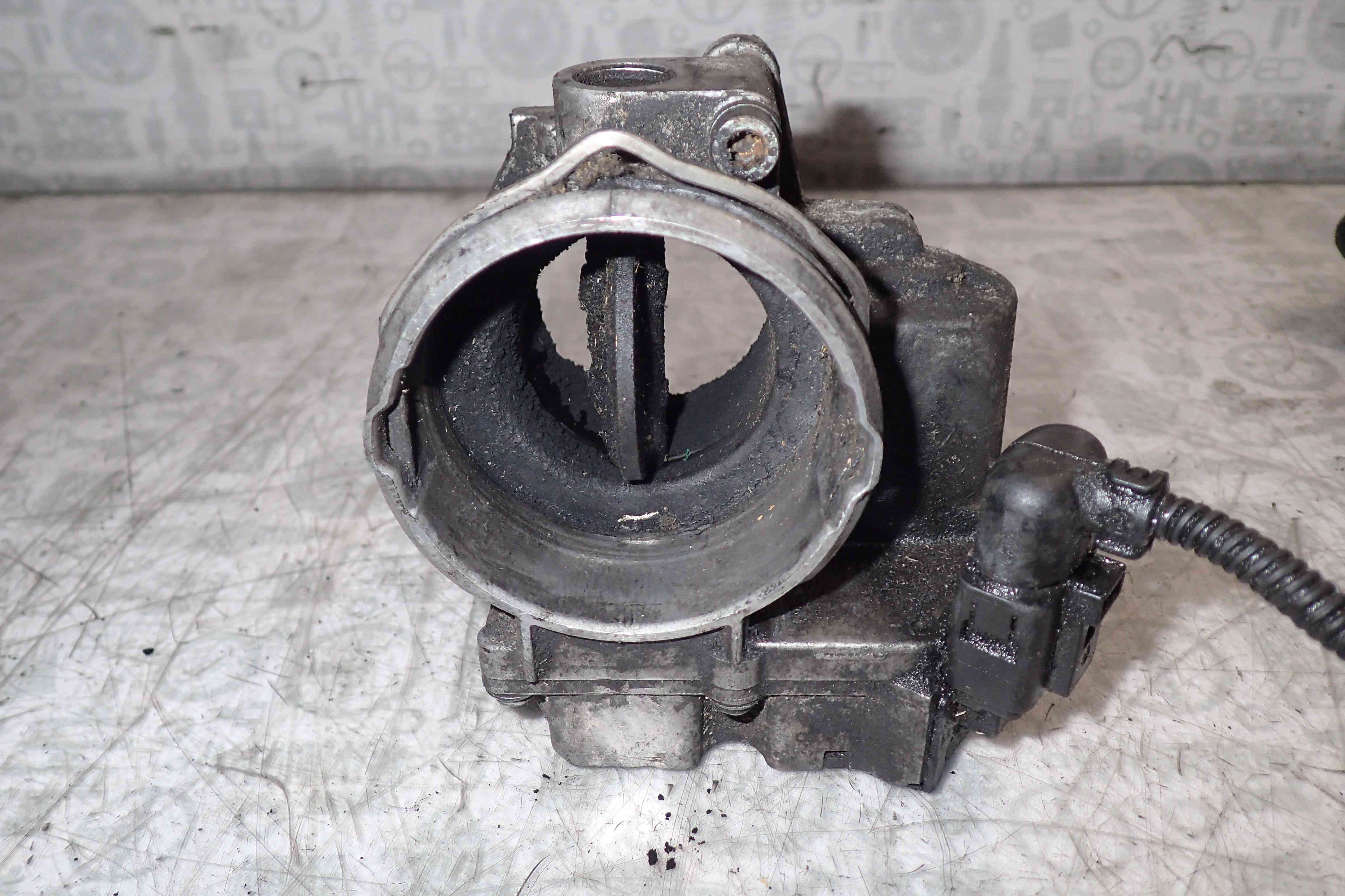 

Заслонка дроссельная Skoda Octavia 1U, Octavia 1U