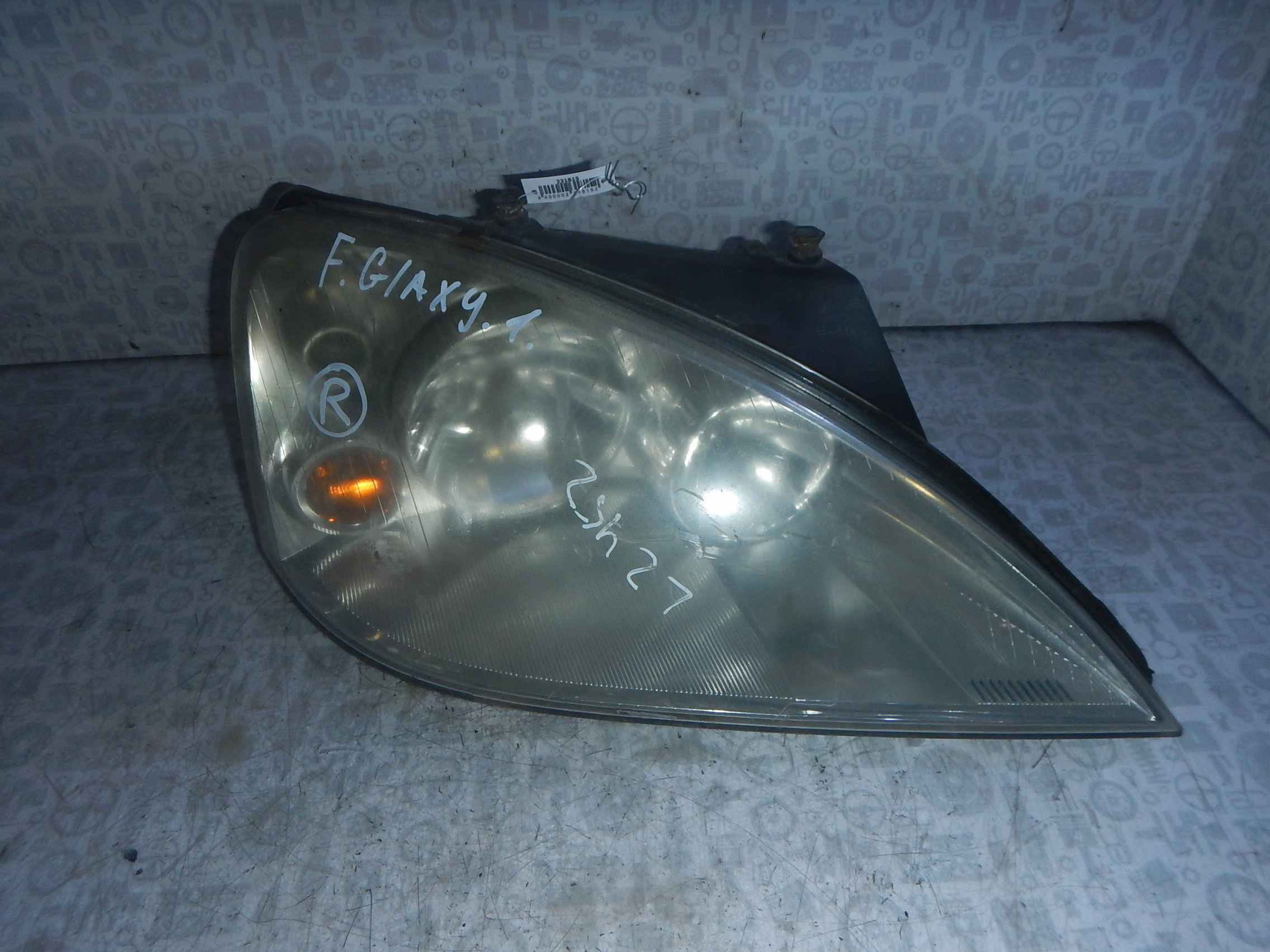 

Фара передняя правая Ford Galaxy 1, Galaxy 1