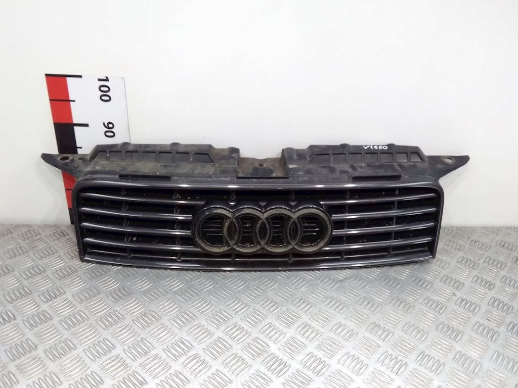 

Решетка радиатора Audi A3 8P, A3 8P
