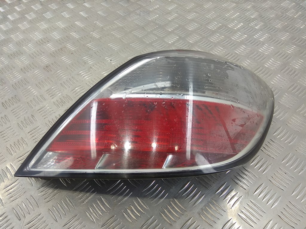 

Фонарь задний правый Opel Astra H, Astra H