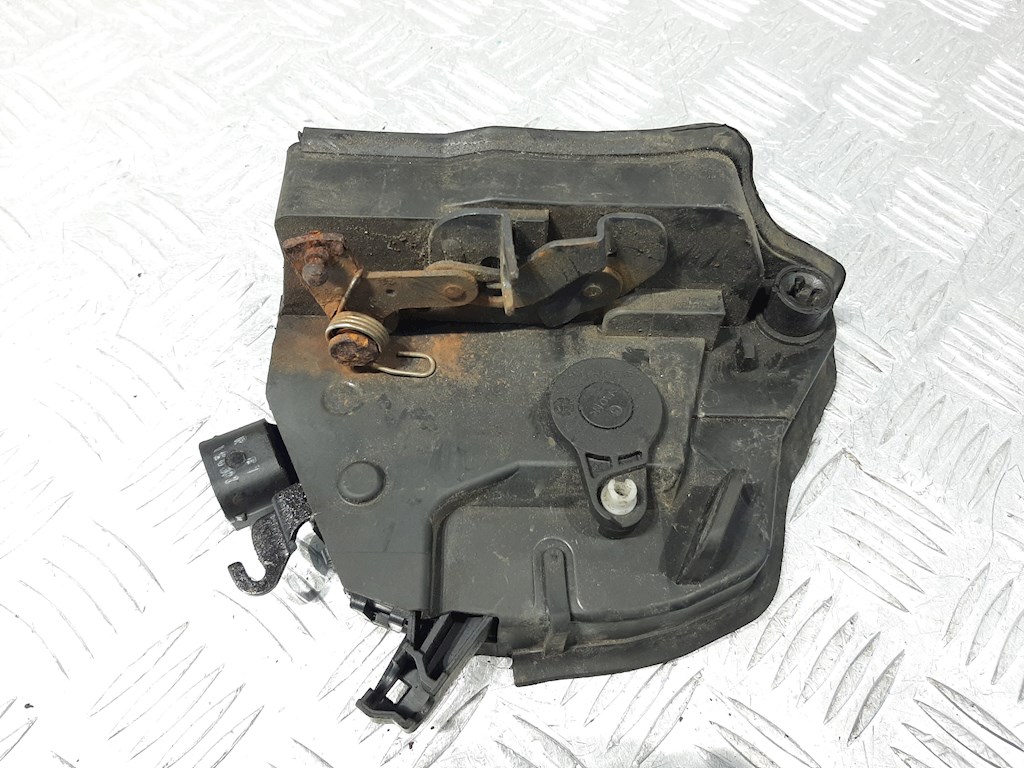 

Замок двери передней правой BMW X5 (E53), X5 (E53)