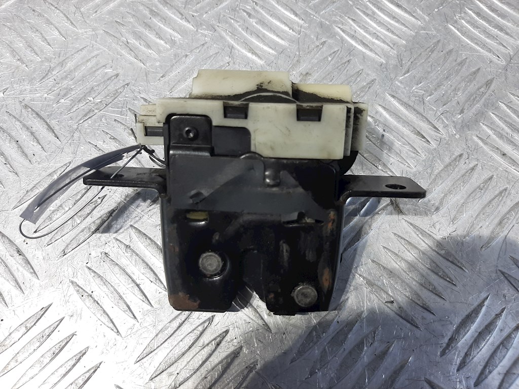

Замок крышки (двери) багажника Renault Megane 2, Megane 2