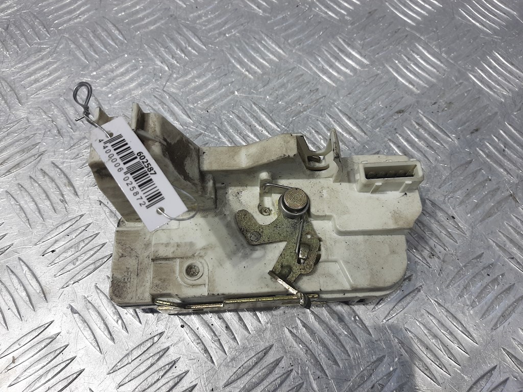 

Замок двери передней левой Peugeot 307, 307