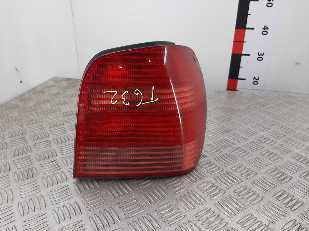

Фонарь задний правый Volkswagen Polo 3, Polo 3