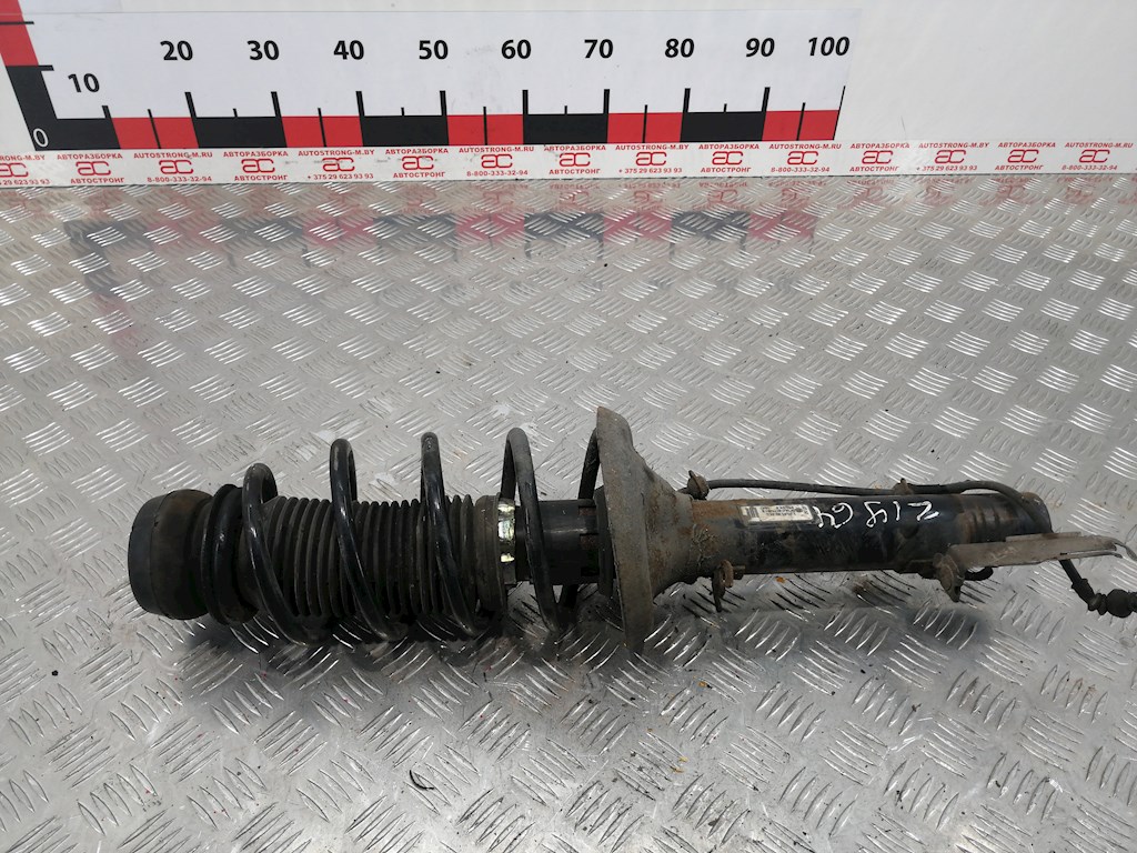 

Стойка амортизатора переднего правого Volkswagen Golf 4, Golf 4