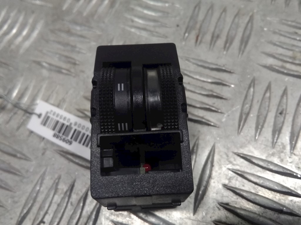 

Кнопка корректора фар Audi A3 8L, A3 8L