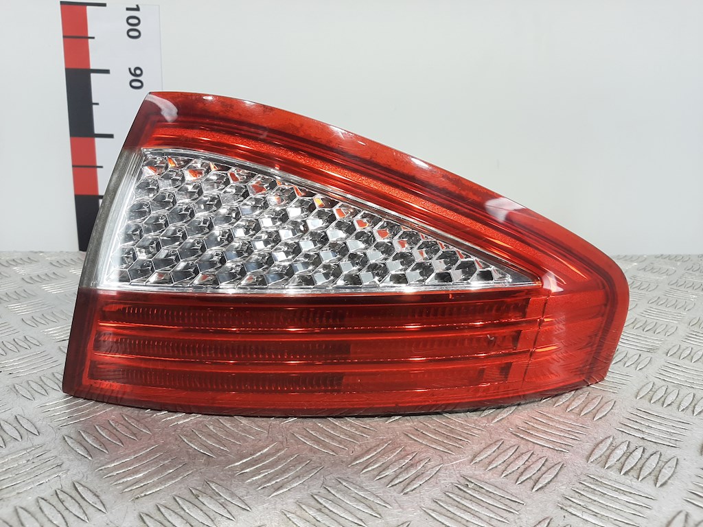 

Фонарь задний правый Ford Mondeo 4, Mondeo 4