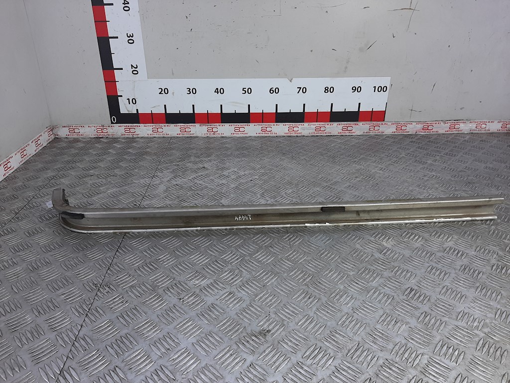 

Направляющая сдвижной двери Mercedes Vito (Br638), Vito (Br638)