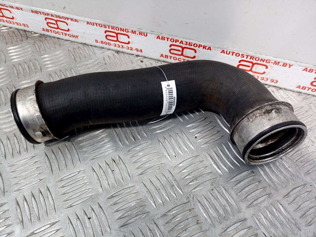 

Патрубок интеркулера Volkswagen Jetta (1K5), Jetta (1K5)