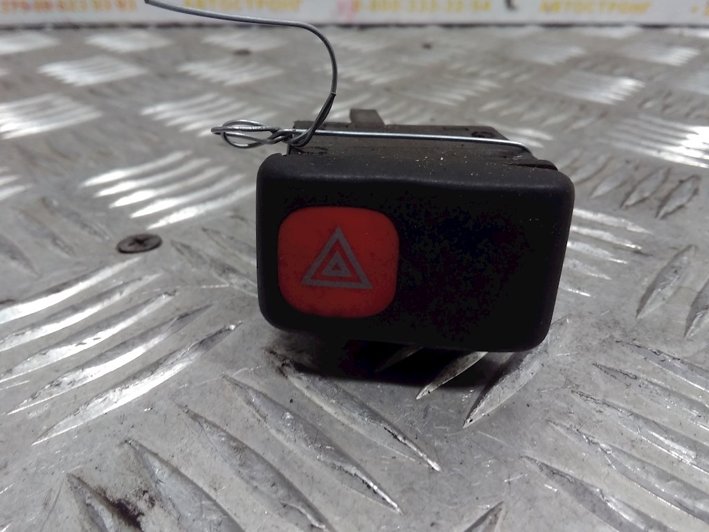 

Кнопка аварийки Volkswagen Polo 3, Polo 3