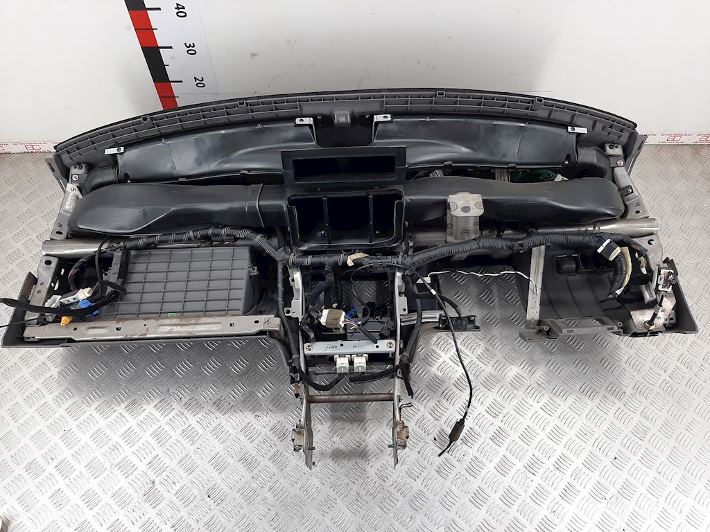 

Торпедо (панель передняя) Kia Rio 1, Rio 1