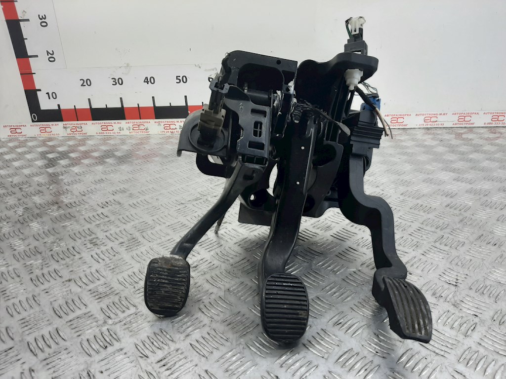

Педальный узел Fiat Stilo, Stilo