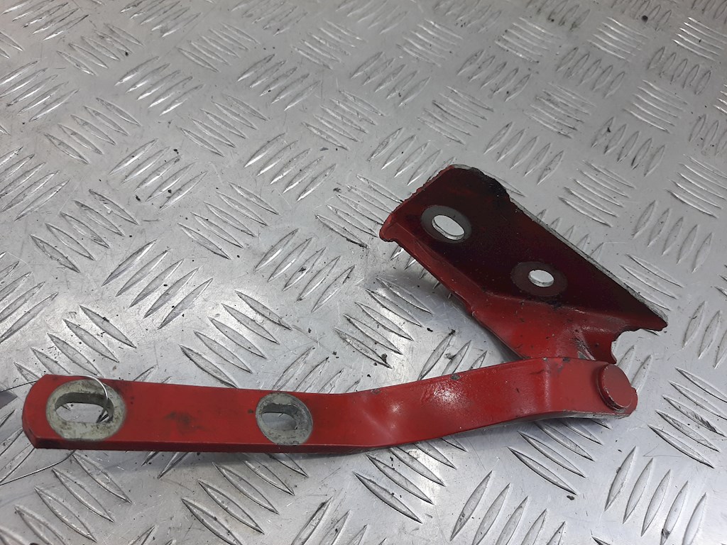 

Петля капота правая Volkswagen Golf 3, Golf 3