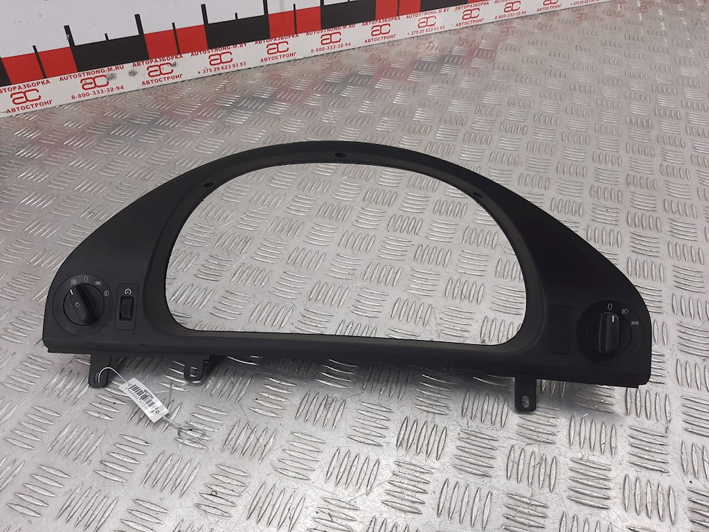 

Накладка декоративная на торпедо BMW 5 Series (E39), 5 Series (E39)