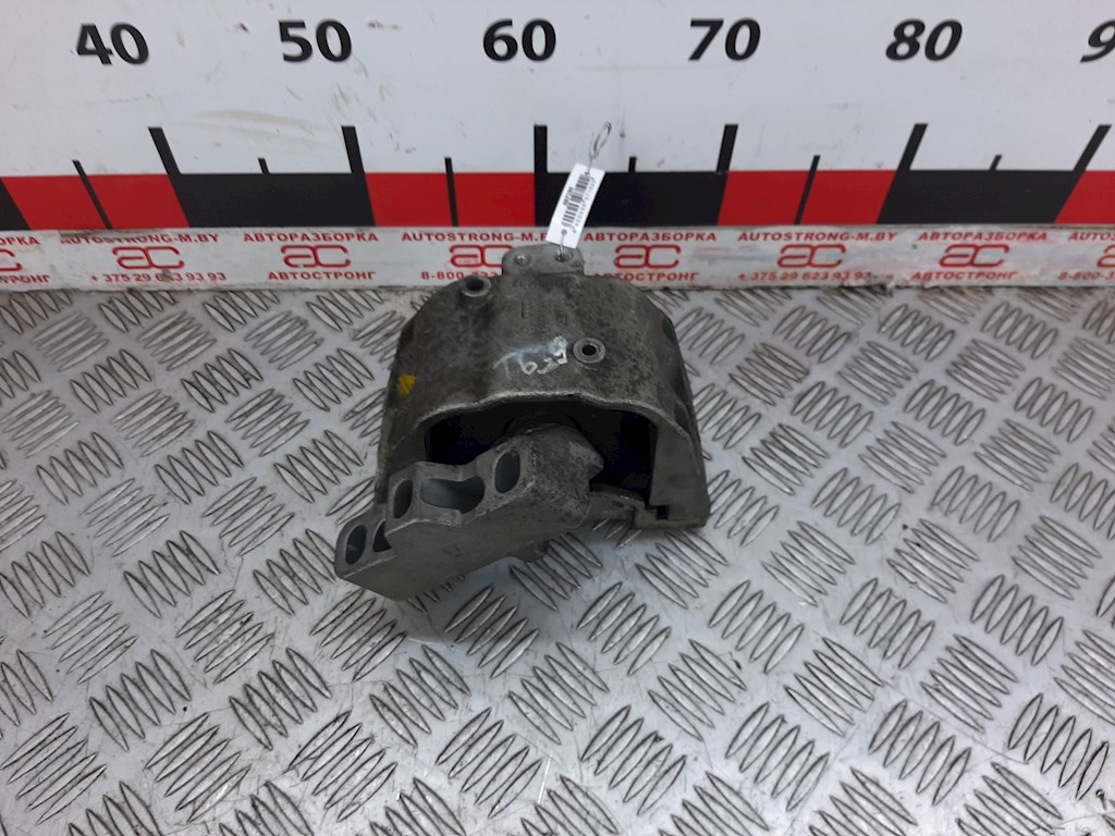 

Подушка крепления двигателя Skoda Octavia 1U, Octavia 1U