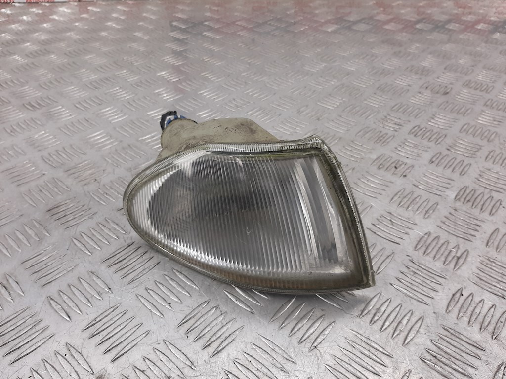 

Поворотник правый Opel Astra F, Astra F