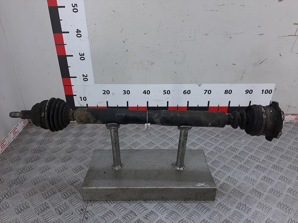

Полуось передняя правая (приводной вал шрус) Audi A3 8L, A3 8L