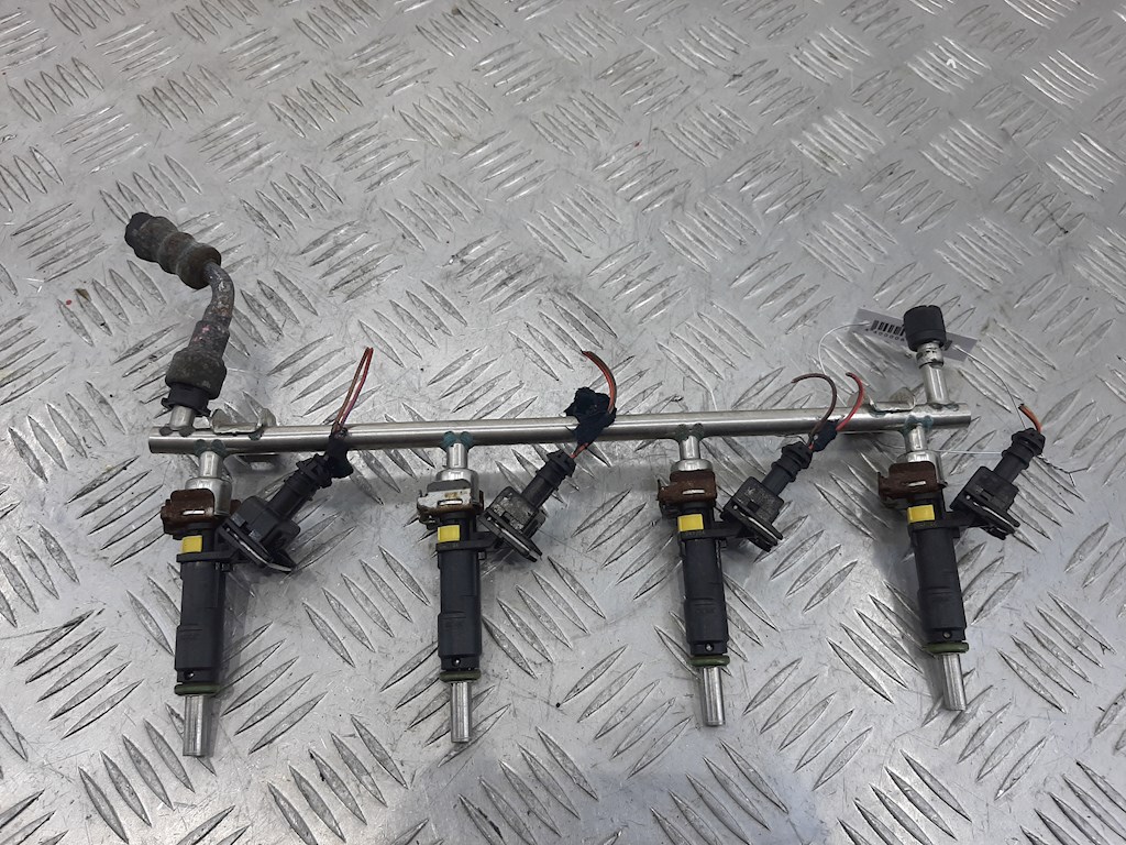 

Рампа топливная Opel Astra H, Astra H