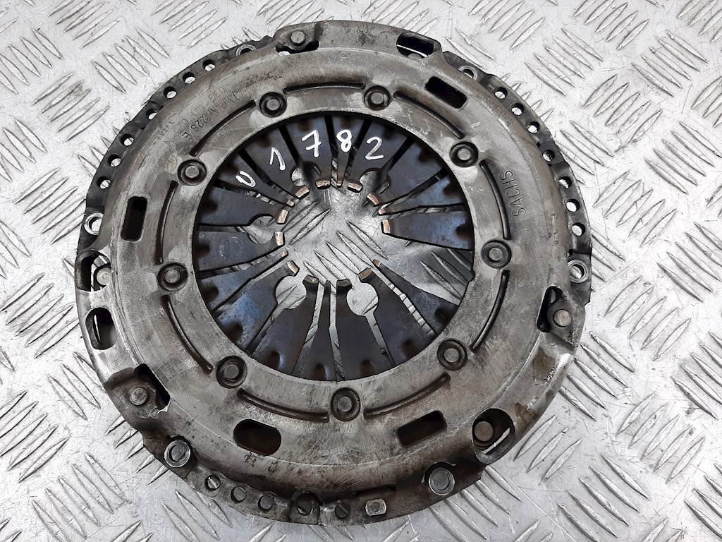 

Корзина (кожух) сцепления Audi A3 8P, A3 8P