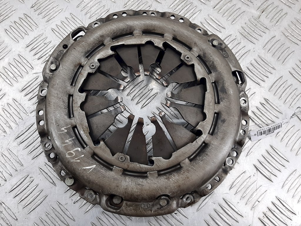 

Сцепление (корзина диск) Mitsubishi Carisma, Carisma