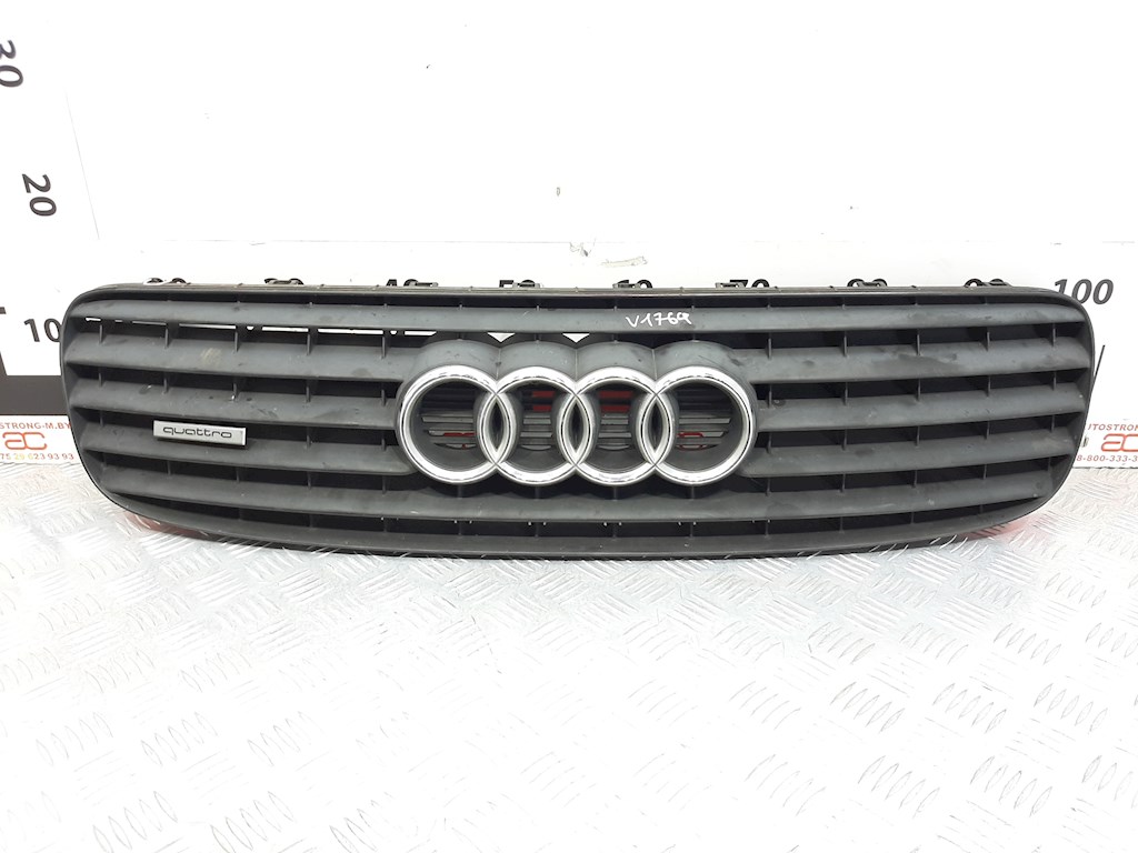 

Решетка радиатора Audi TT 8N, TT 8N