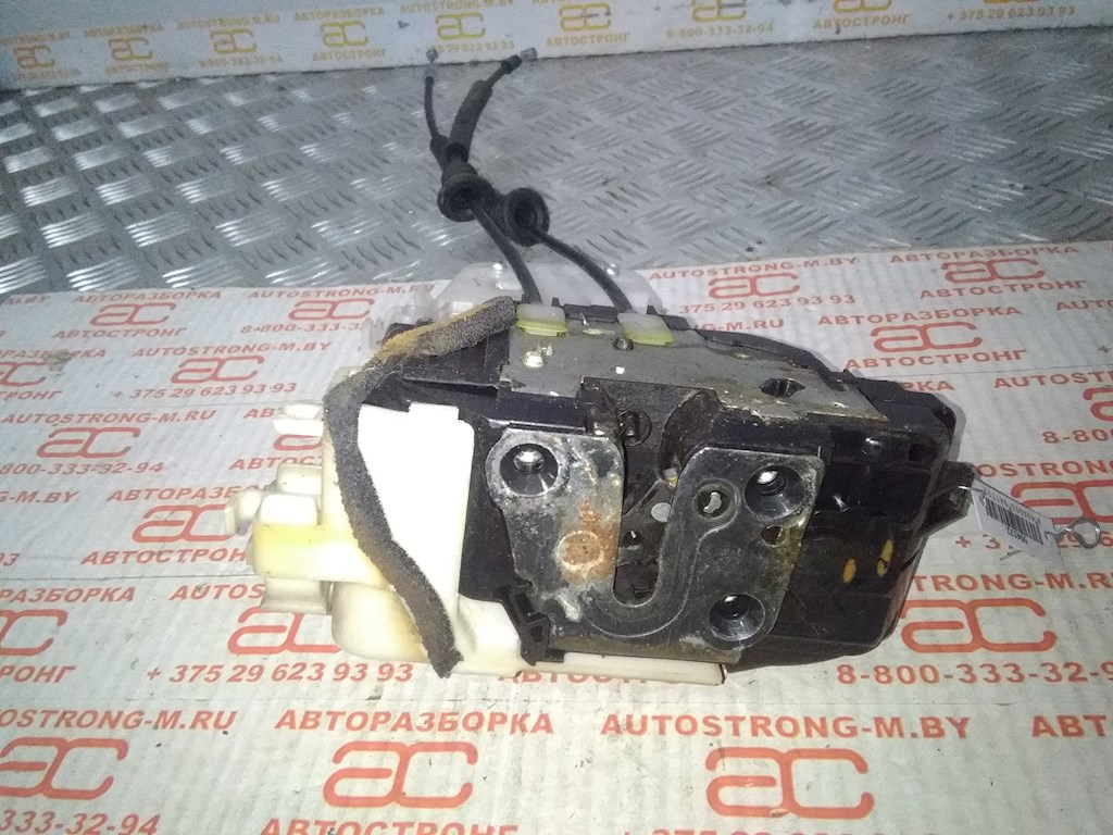 

Замок двери передней левой Hyundai i 30, i 30