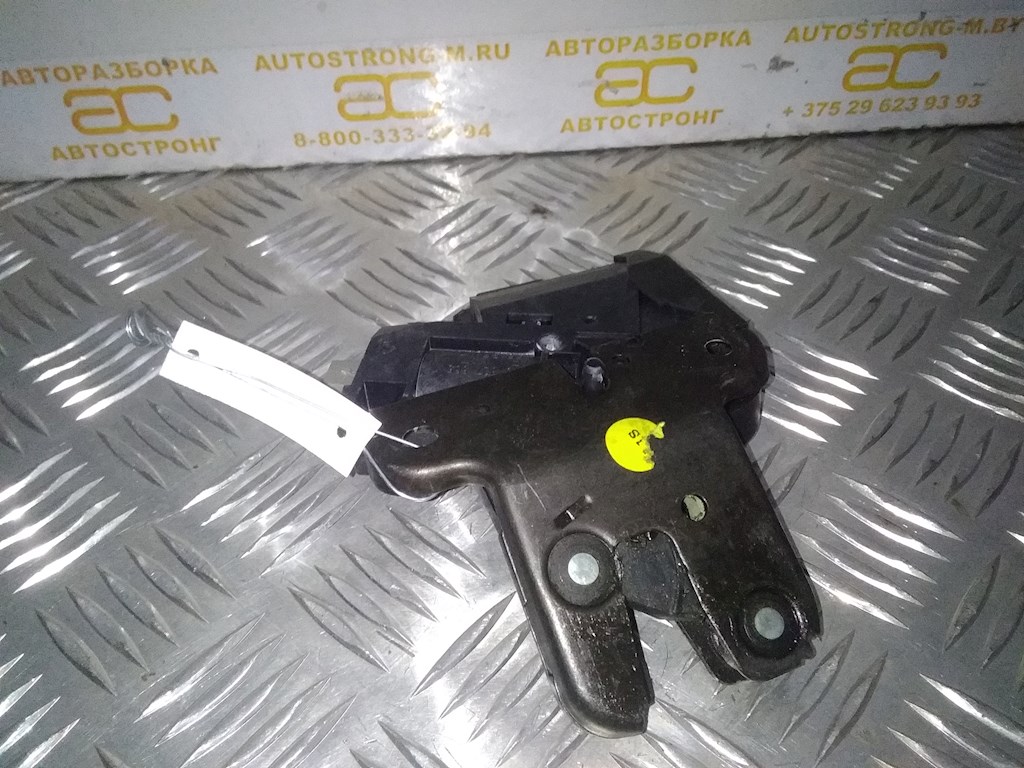 

Замок крышки (двери) багажника Volkswagen Passat 6, Passat 6