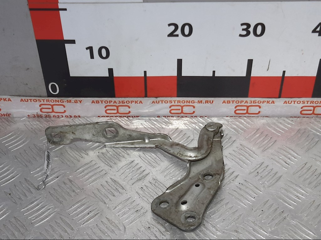 

Петля капота правая Opel Astra G, Astra G