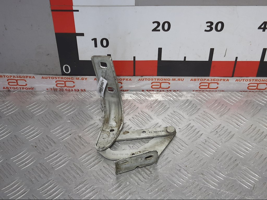 

Петля капота левая Renault Master 2, Master 2