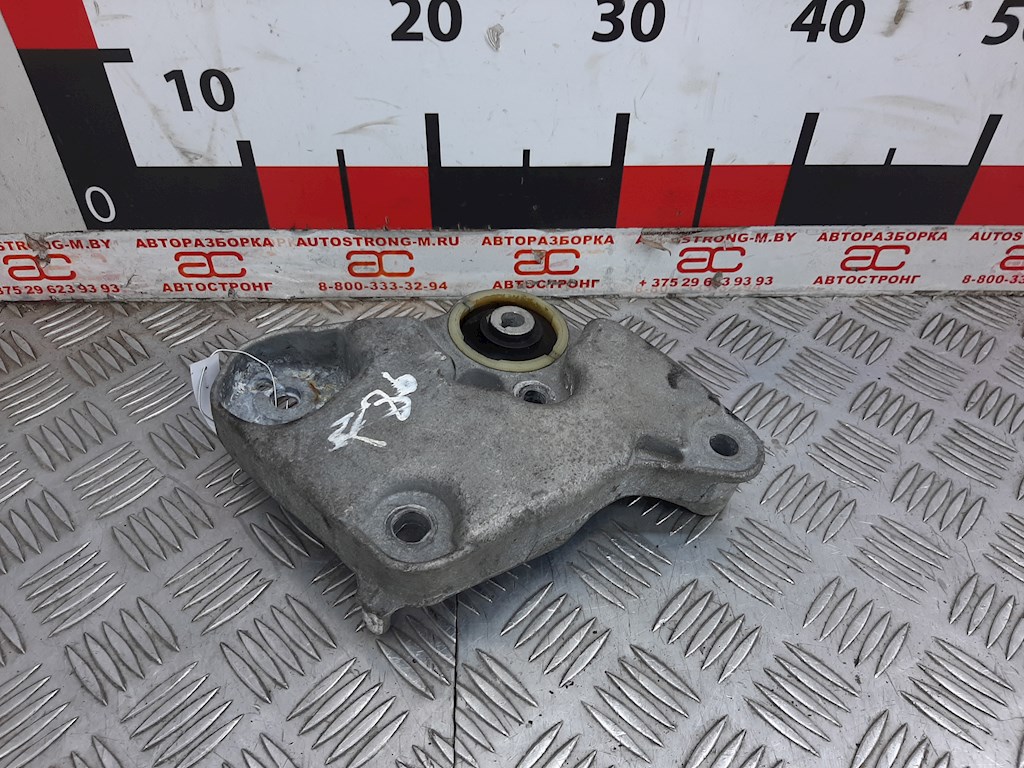 

Подушка крепления двигателя Renault Laguna 2, Laguna 2