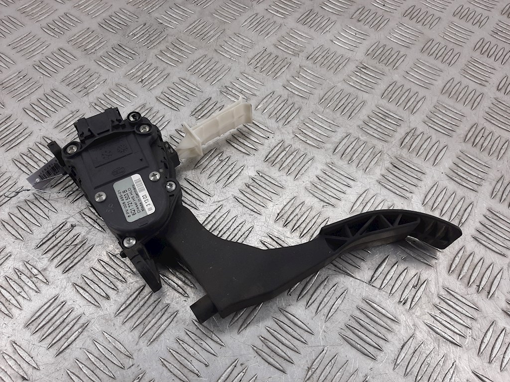 

Педаль газа Volkswagen Golf 4, Golf 4