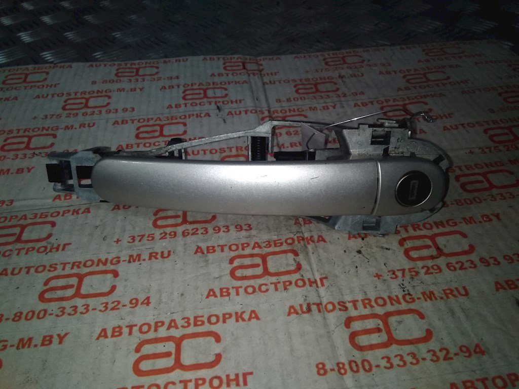 

Ручка двери наружная передняя правая Skoda Octavia 1U, Octavia 1U