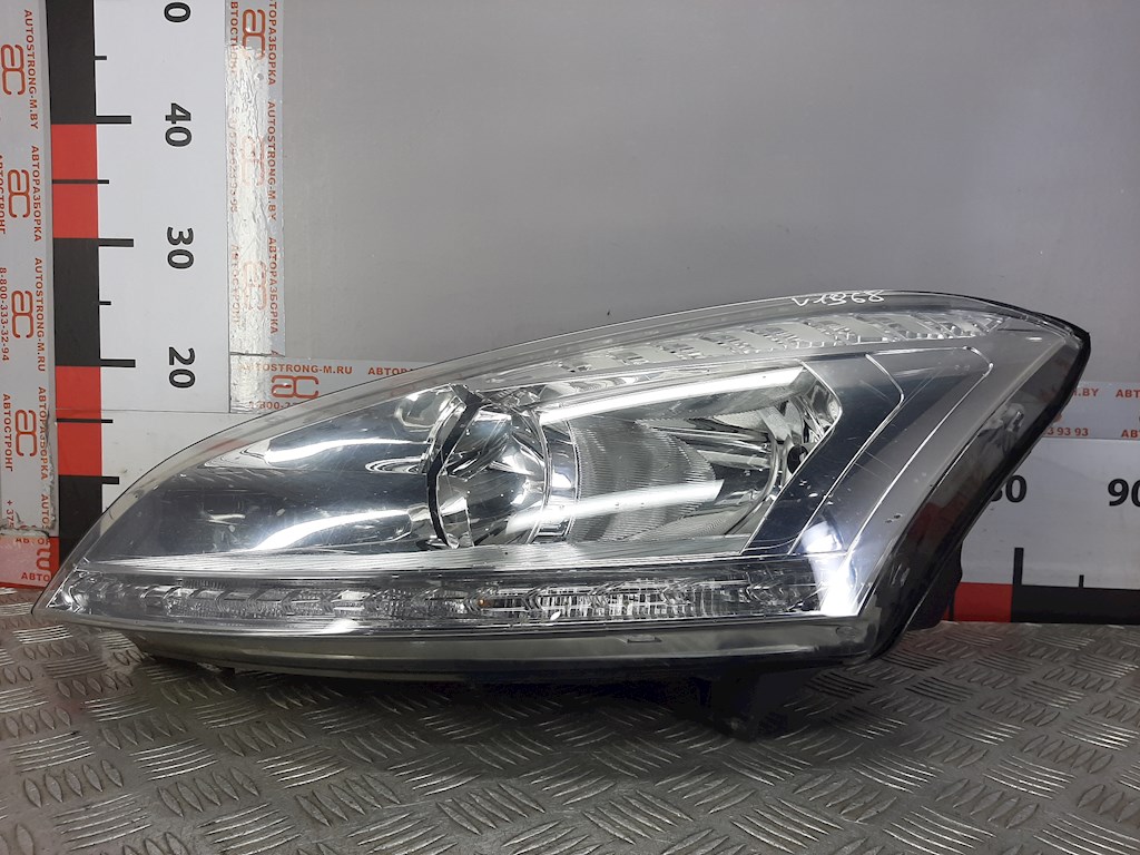 

Фара передняя левая Citroen C4 Picasso 1, C4 Picasso 1