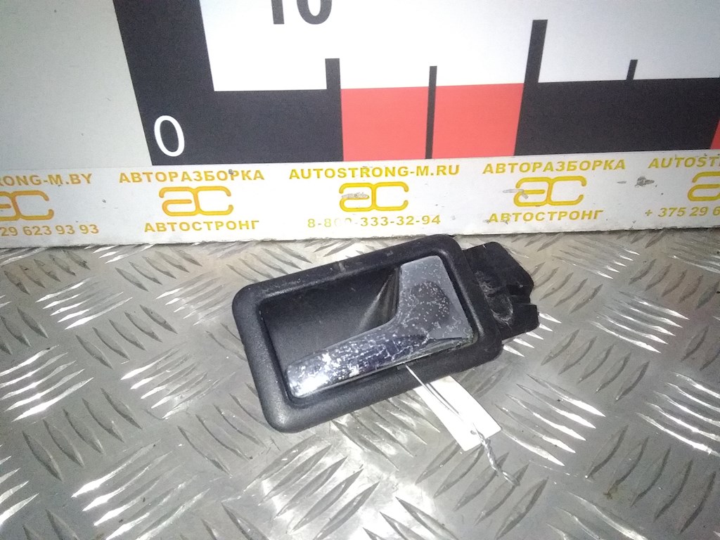 

Ручка двери внутренняя передняя правая Audi 80 B4, 80 B4