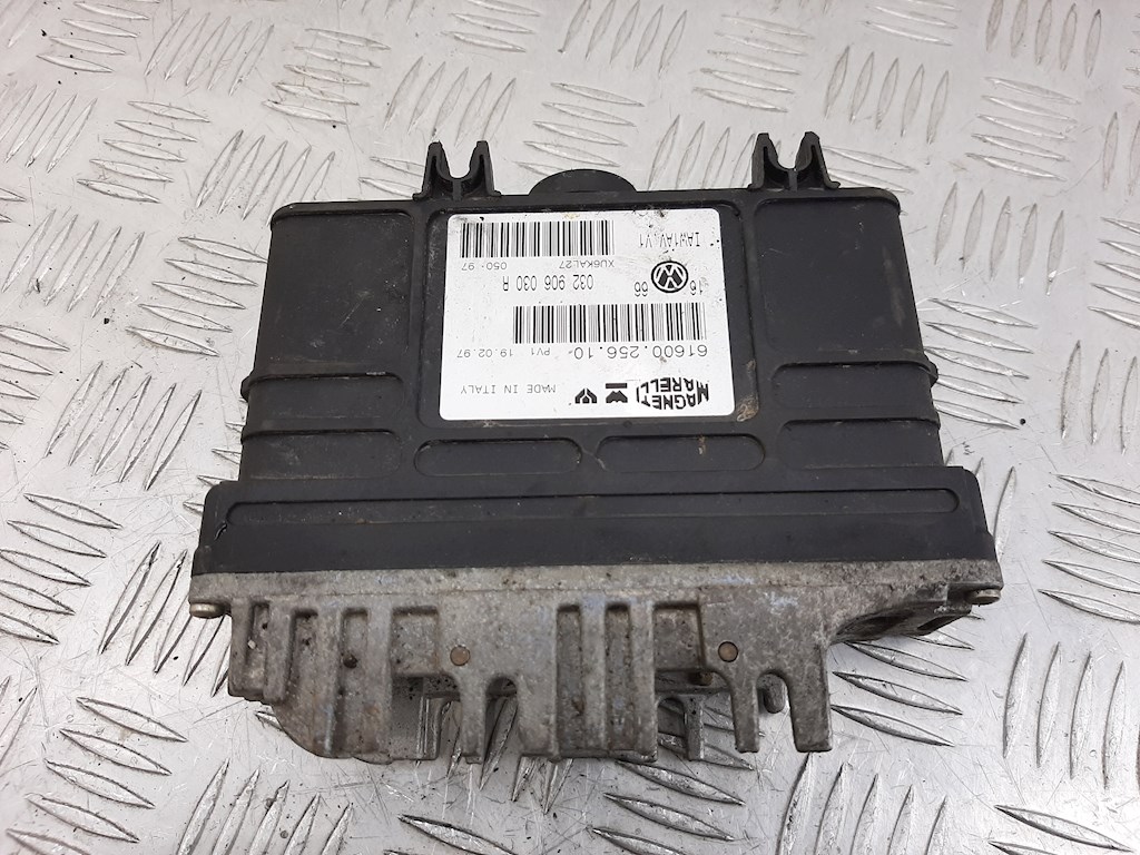 

Блок управления двигателем Volkswagen Golf 3, Golf 3