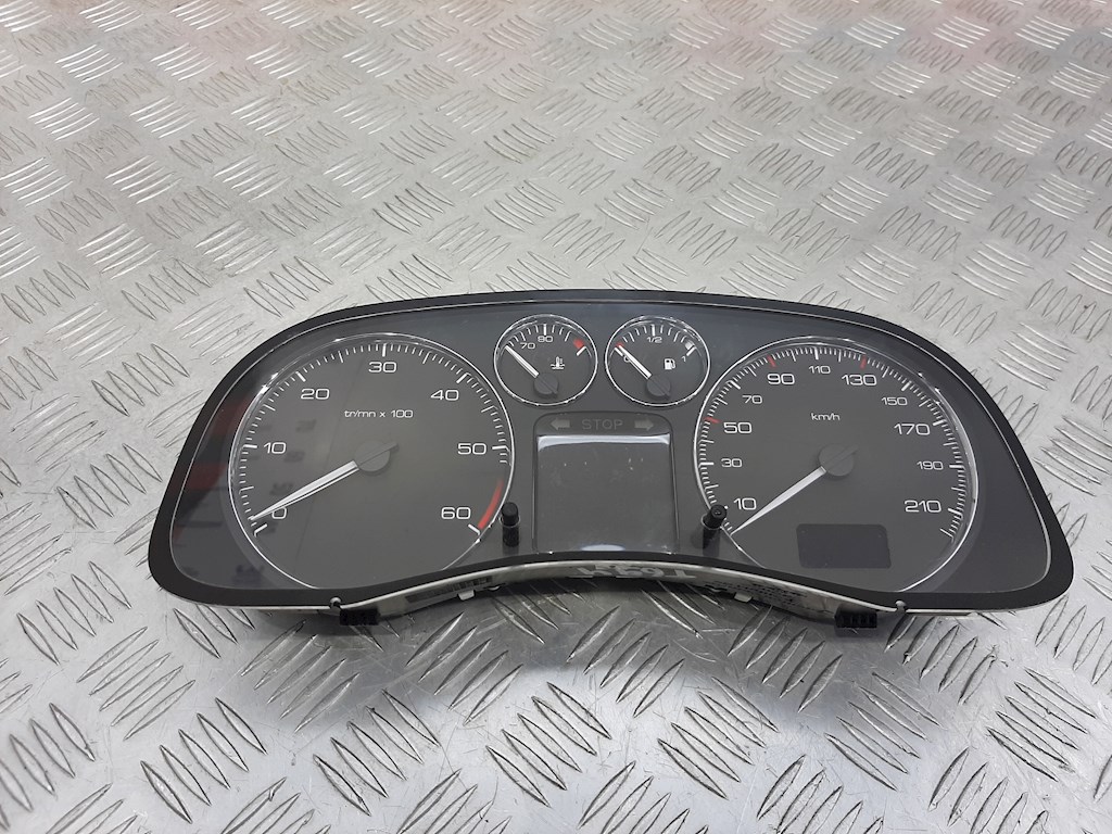

Панель приборная (щиток приборов) Peugeot 307, 307