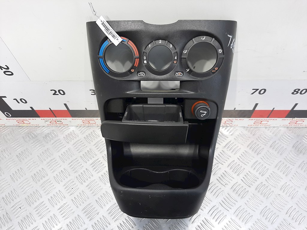 

Пепельница передняя Fiat Punto 2, Punto 2