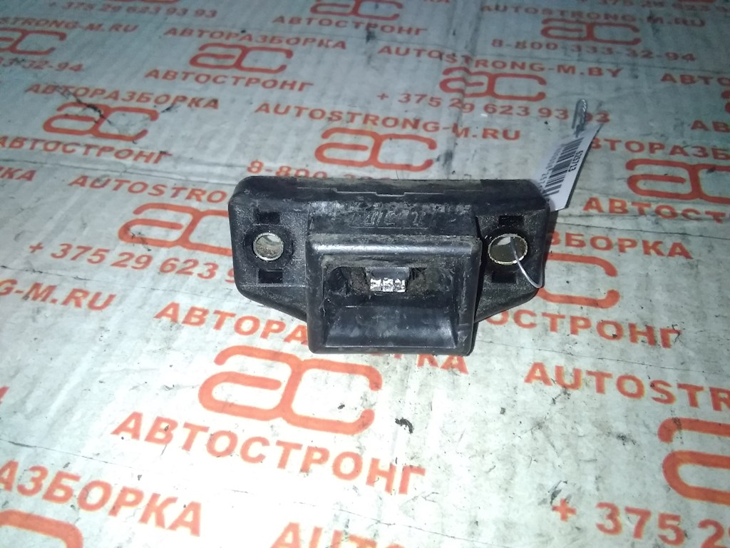 

Замок крышки (двери) багажника Renault Scenic 1, Scenic 1