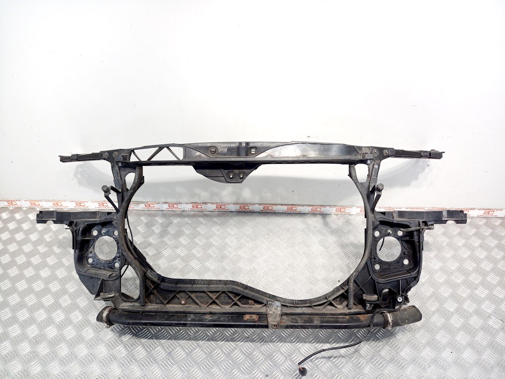 

Панель передняя (телевизор) Audi A4 B6, A4 B6