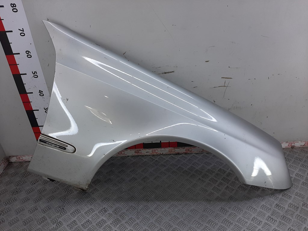 

Крыло переднее правое Mercedes W211 (E Class), W211 (E Class)