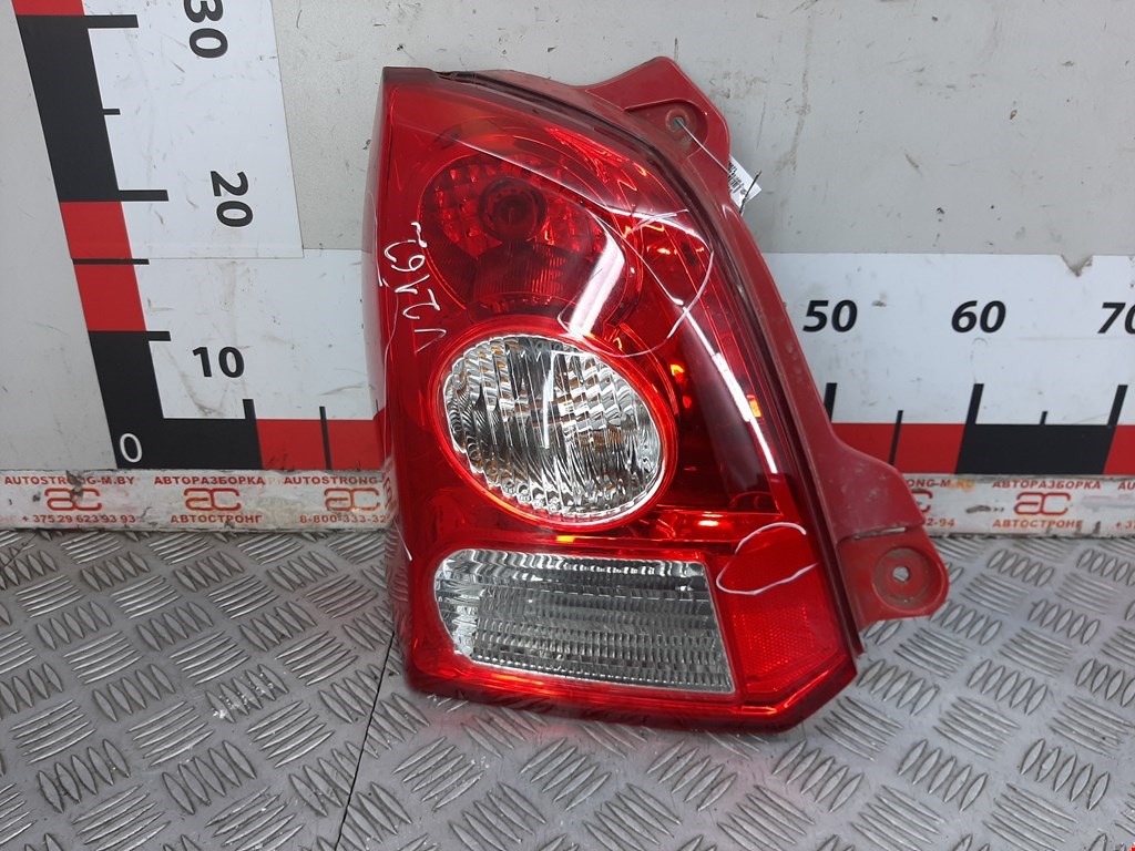

Фонарь задний левый Suzuki Alto HA25, Alto HA25