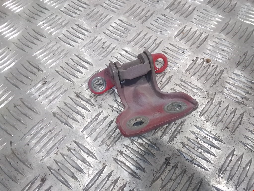 

Петля двери передней правой Daihatsu YRV, YRV