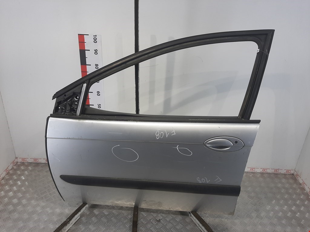 

Дверь передняя левая Citroen C5 1, C5 1